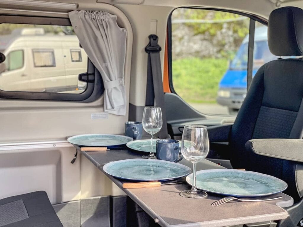 Ford Nugget Plus - Image 8