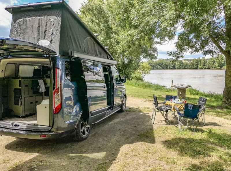 Ford-nugget-plus-azur-exter