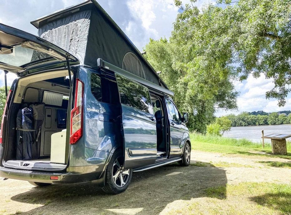 Ford Nugget Plus Azur - Image 3